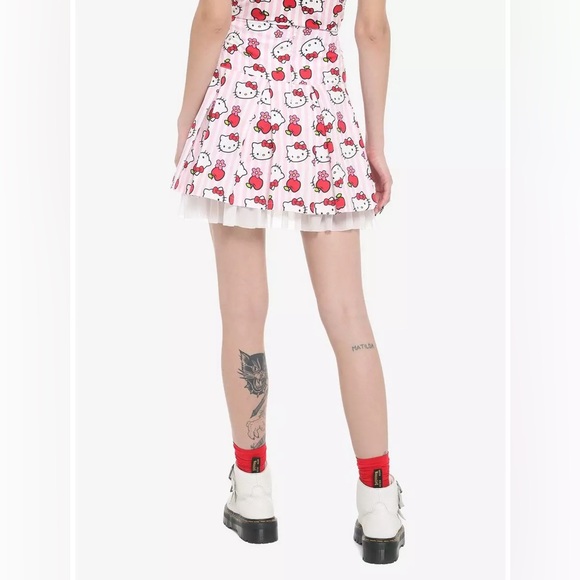 SANRIO HELLO KITTY Apple Stripe Pleated SKIRT! Cute Bows Pink Cotton Kawaii Cats - Picture 3 of 4